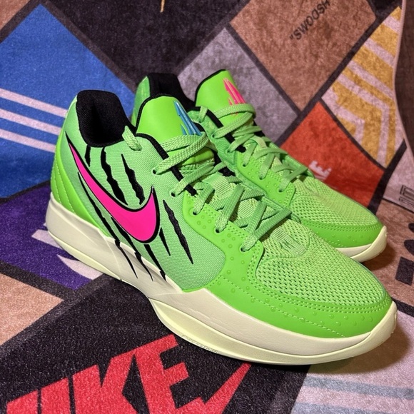 Nike Ja 2 NRG Basketball Shoes Green Strike and Hyper Pink in Size 10.5 Men's